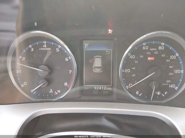 Auction sale of the 2018 Toyota Rav4 Limited, vin: JTMDFREV9JD256575, lot number: 46282378
