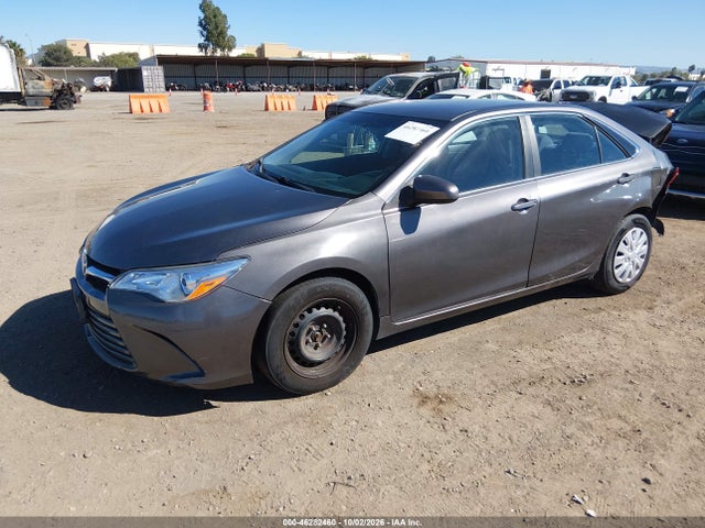 Toyota CAMRY LE 2015 4T1BF1FK6FU973760 Image 2