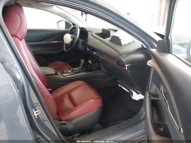 3MVDMBCL4NM422234 Mazda Cx-30 Carbon Edition