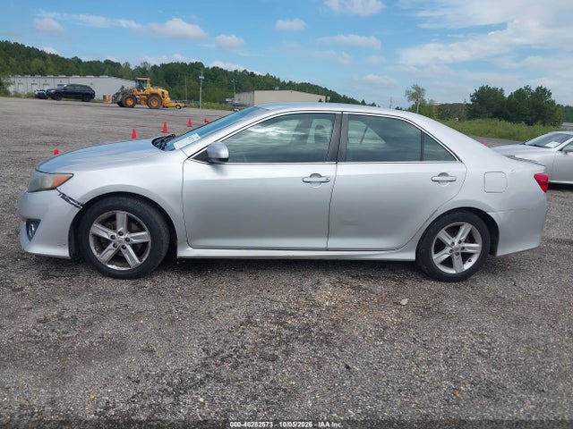 2014 Toyota Camry Se მანქანა იყიდება აუქციონზე, vin: 4T1BF1FK0EU379731, აუქციონის ნომერი: 46282573