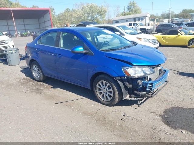 46282576 :رقم المزاد ، 1G1JD5SB6L4118600 vin ، 2020 Chevrolet Sonic Fwd  Lt مزاد بيع