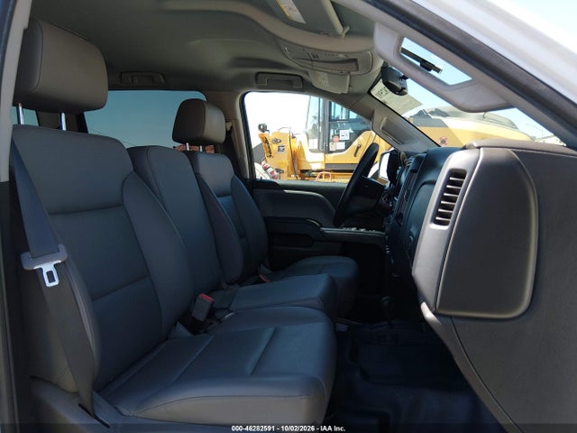 46282591 :رقم المزاد ، 1GC1KUEG7JF207270 vin ، 2018 Chevrolet Silverado 2500hd Wt مزاد بيع