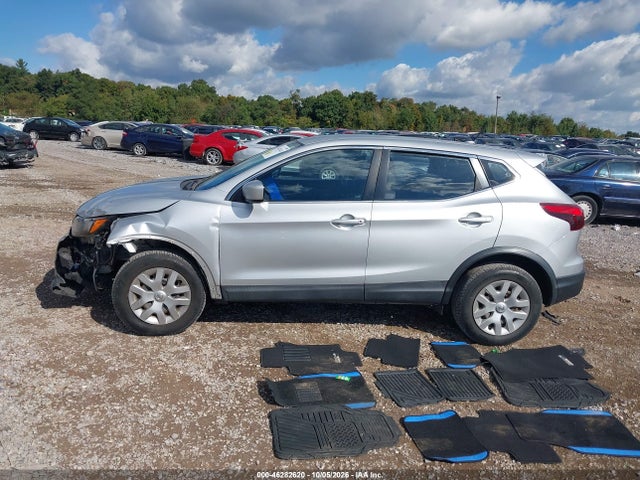 2018 Nissan Rogue Sport S მანქანა იყიდება აუქციონზე, vin: JN1BJ1CR7JW256188, აუქციონის ნომერი: 46282620