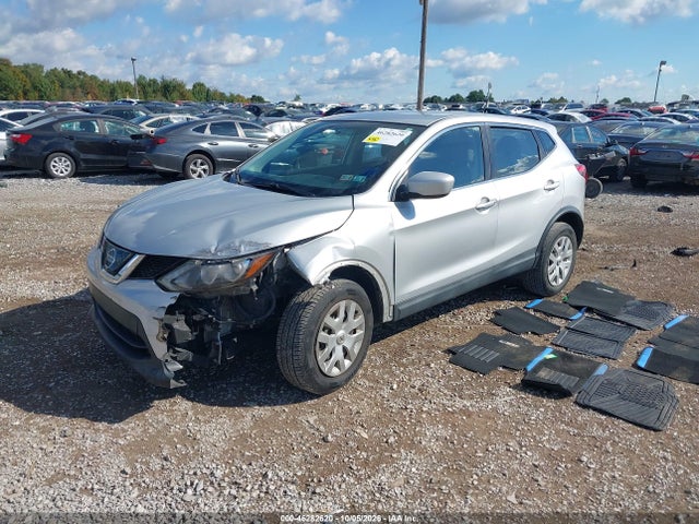 2018 Nissan Rogue Sport S მანქანა იყიდება აუქციონზე, vin: JN1BJ1CR7JW256188, აუქციონის ნომერი: 46282620