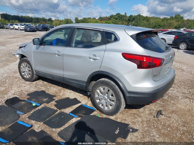 2018 Nissan Rogue Sport S მანქანა იყიდება აუქციონზე, vin: JN1BJ1CR7JW256188, აუქციონის ნომერი: 46282620