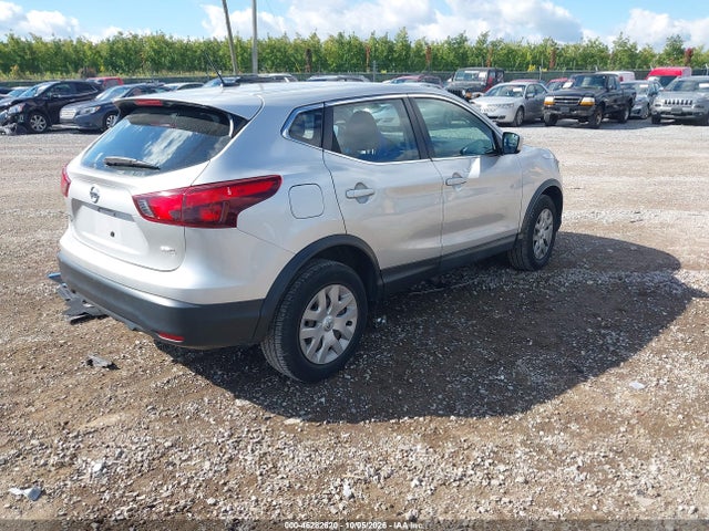 2018 Nissan Rogue Sport S მანქანა იყიდება აუქციონზე, vin: JN1BJ1CR7JW256188, აუქციონის ნომერი: 46282620