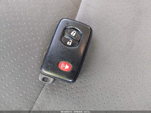 Продаж на аукціоні авто 2015 Toyota Prius Two, vin: JTDKN3DU8F1954572, номер лоту: 46282712