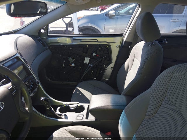 46282784 :رقم المزاد ، 5NPEB4AC5DH628760 vin ، 2013 Hyundai Sonata Gls مزاد بيع