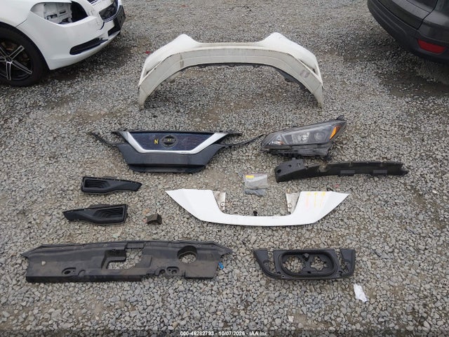 1N4AZ1CP2JC306826 Nissan LEAF S