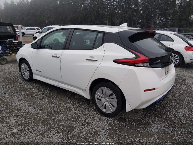 1N4AZ1CP2JC306826 Nissan LEAF S