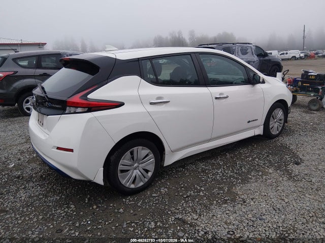 1N4AZ1CP2JC306826 Nissan LEAF S