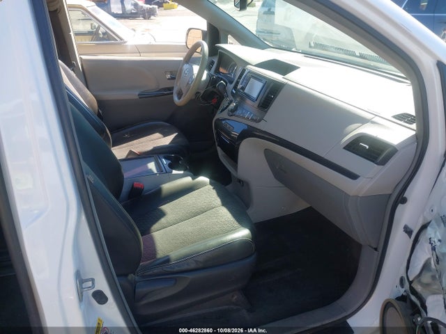 Aukcja sprzedaży 2013 Toyota Sienna Se 8 Passenger, vin: 5TDXK3DC8DS334262, numer aukcji: 46282860