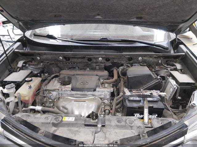 Toyota Rav4 Xle 2018 JTMWFREV5JJ186194 Image 10