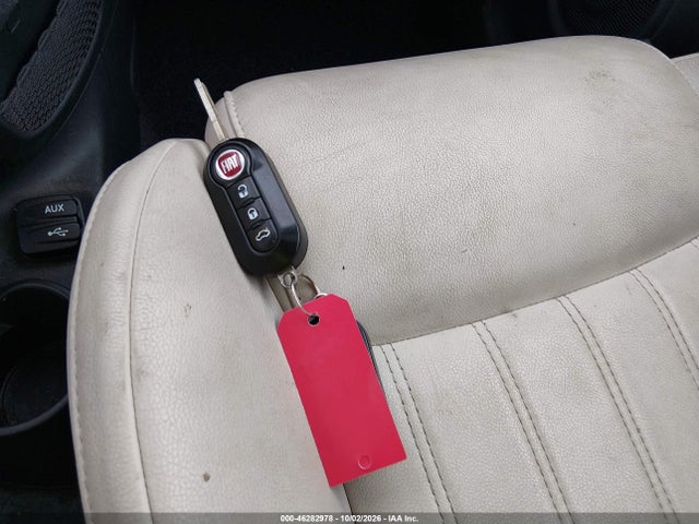 46282978 :رقم المزاد ، 3C3CFFCR8HT594266 vin ، 2017 Fiat 500 Lounge مزاد بيع
