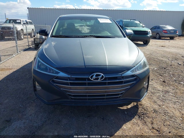 KMHD84LF2KU764439 Hyundai ELANTRA SEL