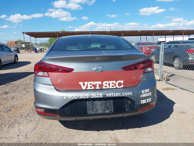 KMHD84LF2KU764439 Hyundai ELANTRA SEL