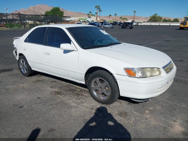 46283025 :رقم المزاد ، 4T1BG22K9YU940957 vin ، 2000 Toyota Camry Ce مزاد بيع