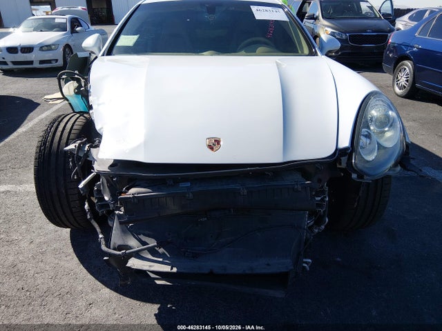 46283145 :رقم المزاد ، WP0AA2A72EL013623 vin ، 2014 Porsche Panamera 4 مزاد بيع