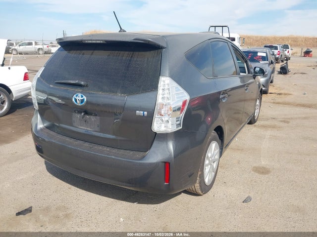 Продажа на аукционе авто 2013 Toyota Prius V Two, vin: JTDZN3EU7D3252385, номер лота: 46283147