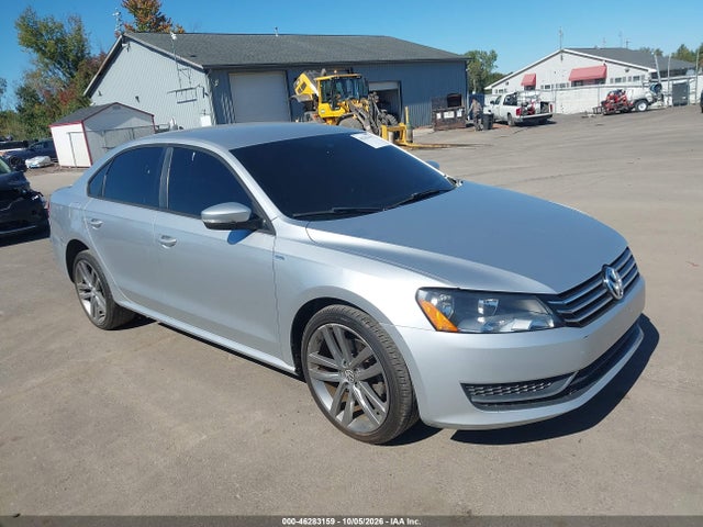 Auction sale of the 2015 Volkswagen Passat 1.8t Wolfsburg Edition, vin: 1VWAT7A31FC023322, lot number: 46283159