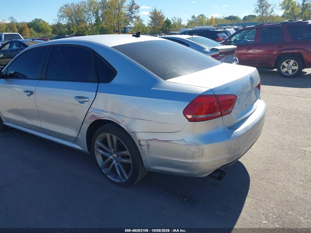 Продаж на аукціоні авто 2015 Volkswagen Passat 1.8t Wolfsburg Edition, vin: 1VWAT7A31FC023322, номер лоту: 46283159