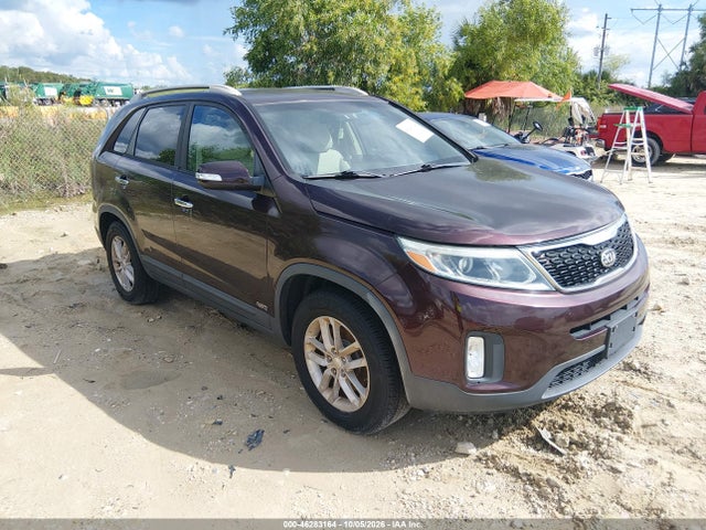Продажа на аукционе авто 2015 Kia Sorento Lx, vin: 5XYKTCA60FG586240, номер лота: 46283164