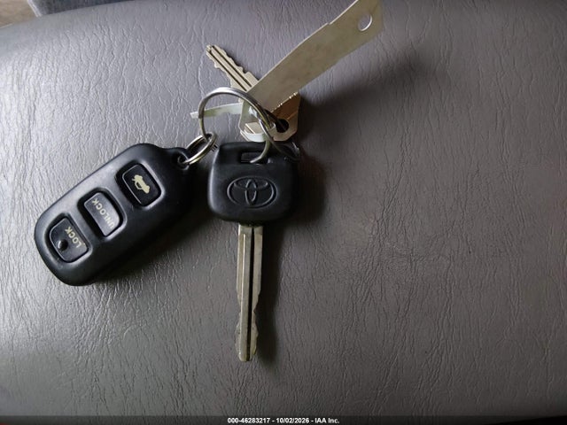 2004 Toyota Camry Le მანქანა იყიდება აუქციონზე, vin: JTDBE32K740245796, აუქციონის ნომერი: 46283217