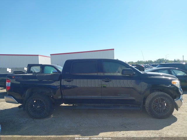 46283283 :رقم المزاد ، 5TFEM5F17HX110585 vin ، 2017 Toyota Tundra Sr5 4.6l V8 مزاد بيع