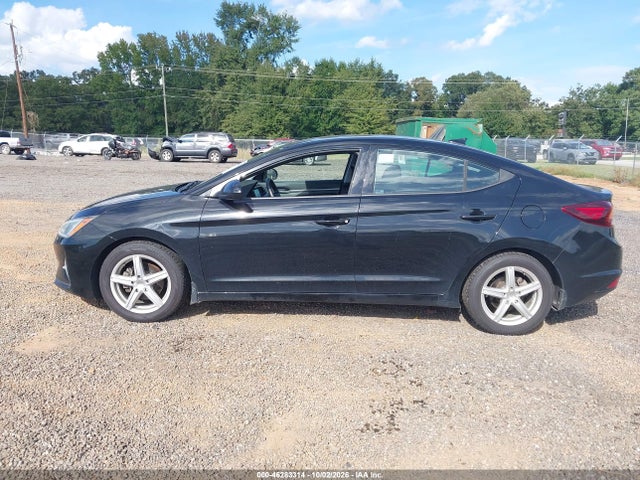 2020 Hyundai Elantra Value Edition მანქანა იყიდება აუქციონზე, vin: 5NPD84LF7LH542933, აუქციონის ნომერი: 46283314