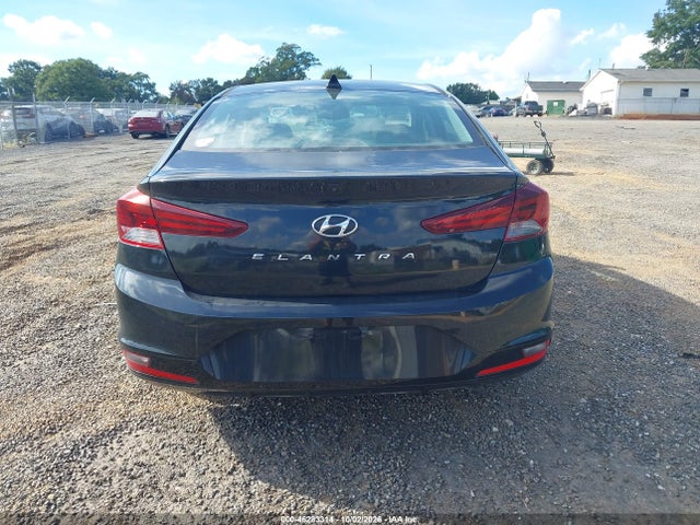 2020 Hyundai Elantra Value Edition მანქანა იყიდება აუქციონზე, vin: 5NPD84LF7LH542933, აუქციონის ნომერი: 46283314