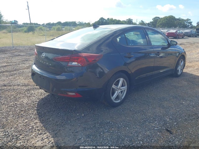 2020 Hyundai Elantra Value Edition მანქანა იყიდება აუქციონზე, vin: 5NPD84LF7LH542933, აუქციონის ნომერი: 46283314