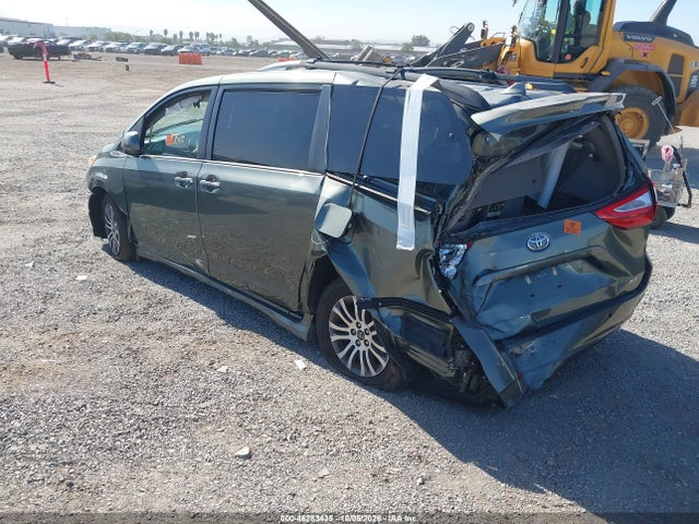 Продаж на аукціоні авто 2018 Toyota Sienna Xle 7 Passenger, vin: 5TDYZ3DC9JS933814, номер лоту: 46283435