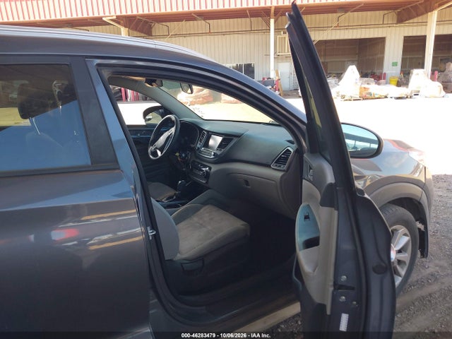 Продаж на аукціоні авто 2018 Hyundai Tucson Sel, vin: KM8J33A48JU666575, номер лоту: 46283479
