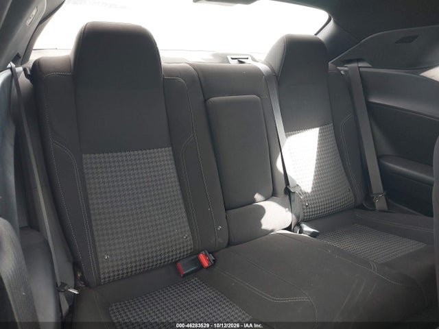 46283529 :رقم المزاد ، 2C3CDZAG1MH546992 vin ، 2021 Dodge Challenger Sxt مزاد بيع
