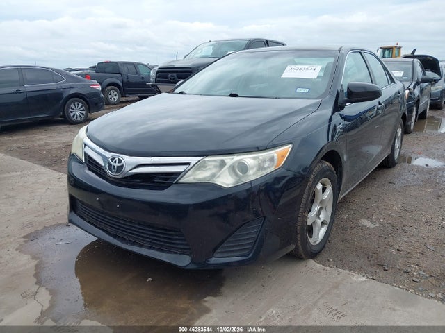 2014 Toyota Camry Hybrid Le მანქანა იყიდება აუქციონზე, vin: 4T1BD1FK2EU108255, აუქციონის ნომერი: 46283544