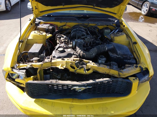 46283552 :رقم المزاد ، 1ZVFT80N855220554 vin ، 2005 Ford Mustang V6 Deluxe/v6 Premium مزاد بيع