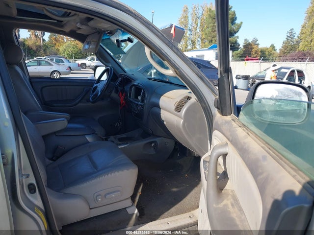 Продажа на аукционе авто 2002 Toyota Sequoia Limited V8, vin: 5TDZT38A42S065396, номер лота: 46283562