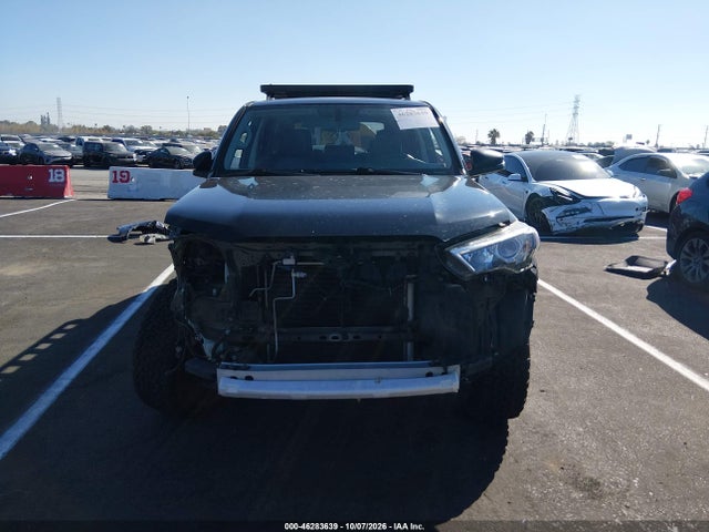 Toyota 4runner Sr5 Premium 2018 JTEZU5JR2J5182600 Image 13