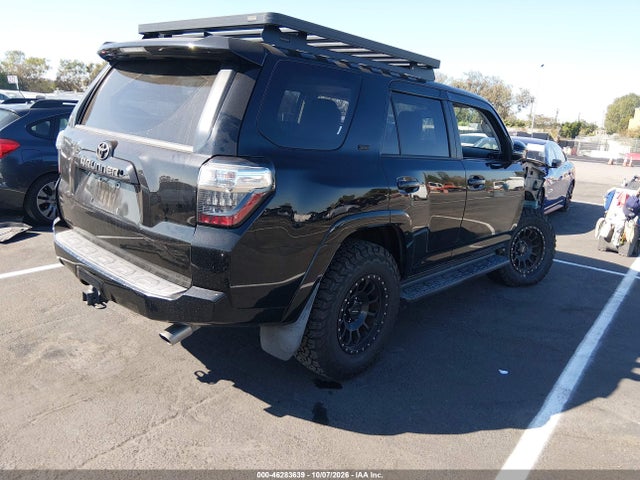 Toyota 4runner Sr5 Premium 2018 JTEZU5JR2J5182600 Image 4