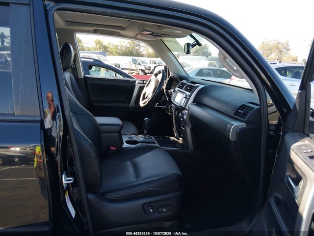 Toyota 4runner Sr5 Premium 2018 JTEZU5JR2J5182600 Image 5