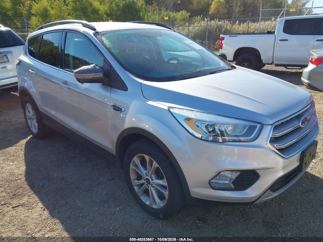 2017 Ford Escape Se მანქანა იყიდება აუქციონზე, vin: 1FMCU9GD5HUE93141, აუქციონის ნომერი: 46283667