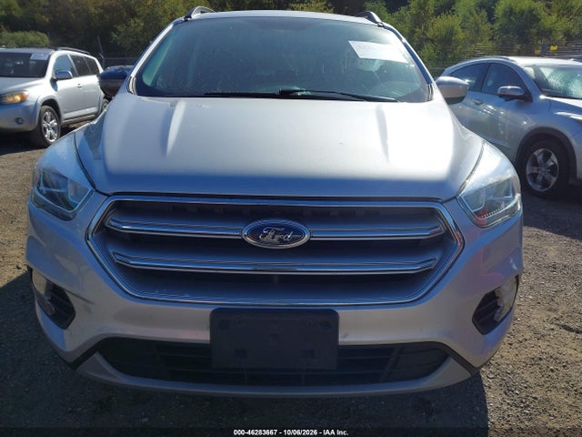 2017 Ford Escape Se მანქანა იყიდება აუქციონზე, vin: 1FMCU9GD5HUE93141, აუქციონის ნომერი: 46283667