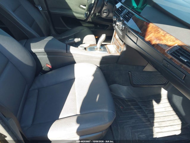 2008 Bmw 528xi მანქანა იყიდება აუქციონზე, vin: WBANV13598CZ53785, აუქციონის ნომერი: 46283697