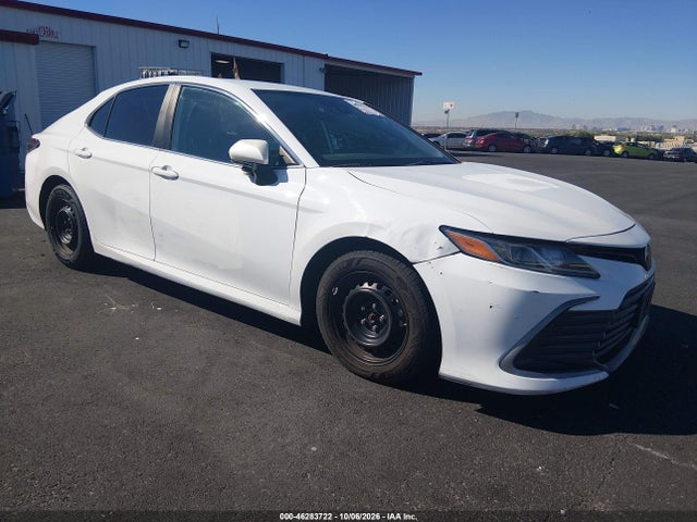 2023 Toyota Camry Le Hybrid მანქანა იყიდება აუქციონზე, vin: 4T1C31AK5PU606905, აუქციონის ნომერი: 46283722