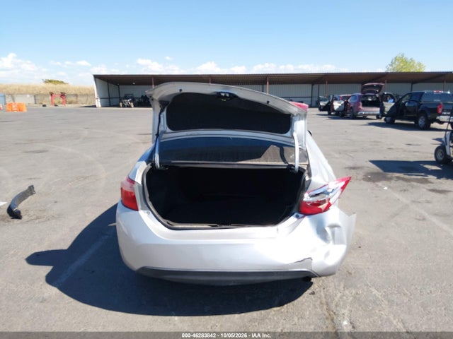 Toyota COROLLA LE 2017 2T1BURHE2HC858010 Image 6
