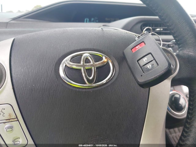 46284031 :رقم المزاد ، JTDKDTB37E1063734 vin ، 2014 Toyota Prius C Four مزاد بيع