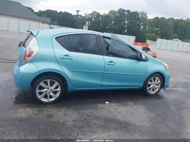 46284031 :رقم المزاد ، JTDKDTB37E1063734 vin ، 2014 Toyota Prius C Four مزاد بيع