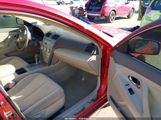 2007 Toyota Camry Le მანქანა იყიდება აუქციონზე, vin: 4T1BE46K47U060405, აუქციონის ნომერი: 46284041