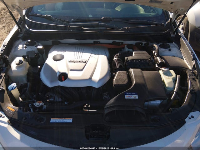 2015 Hyundai Sonata Hybrid Limited მანქანა იყიდება აუქციონზე, vin: KMHEC4A47FA136128, აუქციონის ნომერი: 46284045