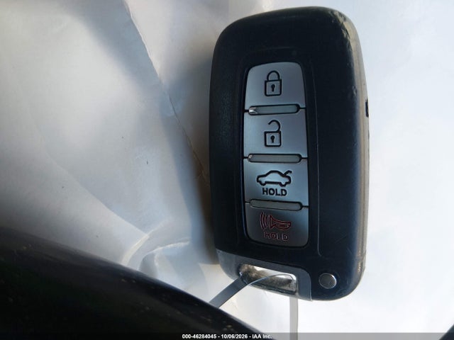 2015 Hyundai Sonata Hybrid Limited მანქანა იყიდება აუქციონზე, vin: KMHEC4A47FA136128, აუქციონის ნომერი: 46284045